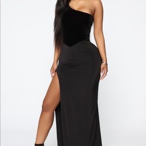 “Always Winning One Shoulder Maxi Dress”